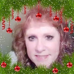 Meet your Posher, Dee